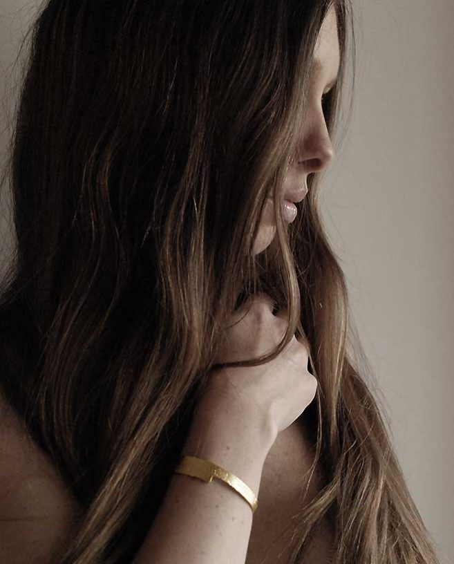 sexy gold bracelet