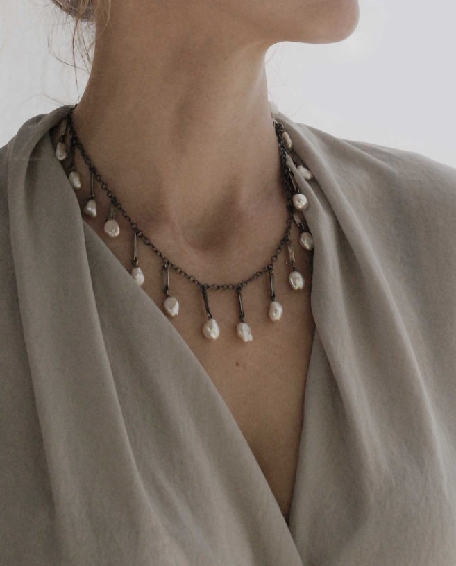 modern pearl necklace