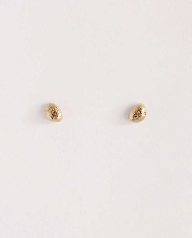 gold nugets earrings